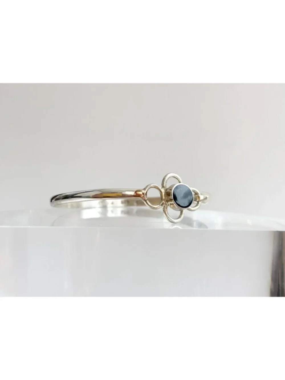 Black Onyx Scalloped Taxco, Mexico Vintage Sterling Silver 925 Bangle Bracelet